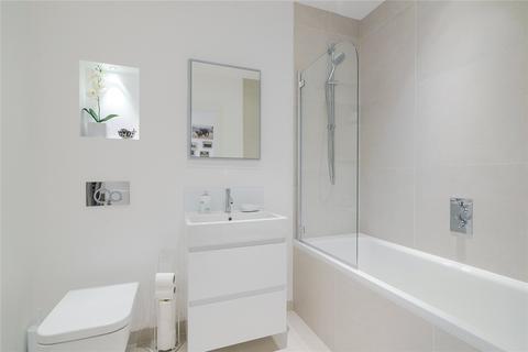 Flat 4, 2 Bardolph Road, Richmond, TW9 2AE