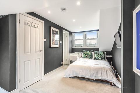 29 Belvoir Road, London, SE22 0QY