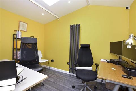 30 Brodie Road, London, E4 7HF