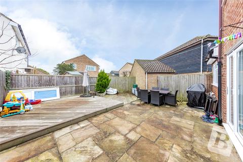 8 Cawkwell Close, Chelmsford, CM2 6SG