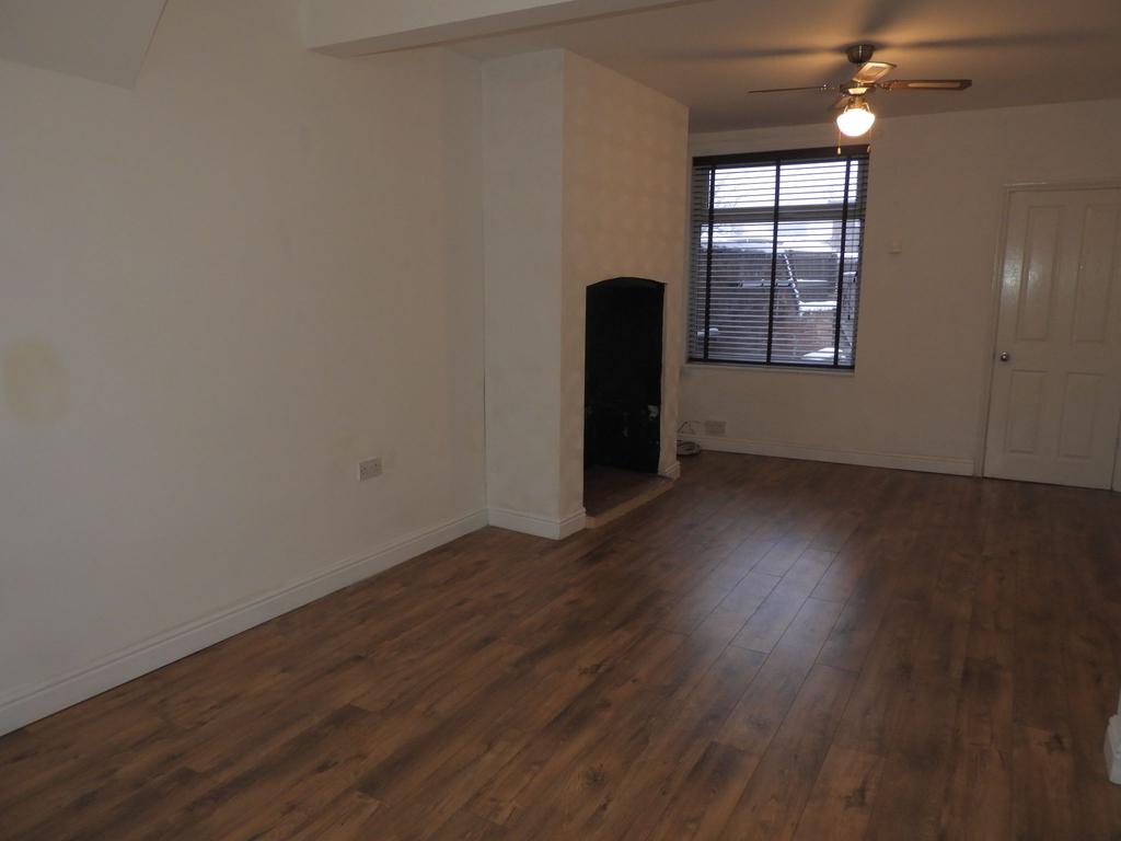 A 41, Cooke Street,Bentley,Doncaster, DN5 3 bed terraced house £600