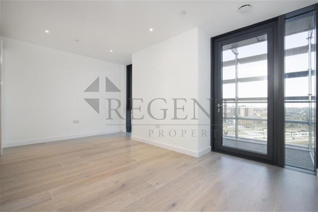 City North East Tower, 3 City North Place, N4 2 bed apartment £1,850