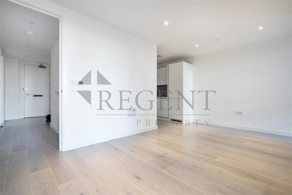 City North East Tower, 3 City North Place, N4 2 bed apartment £1,850