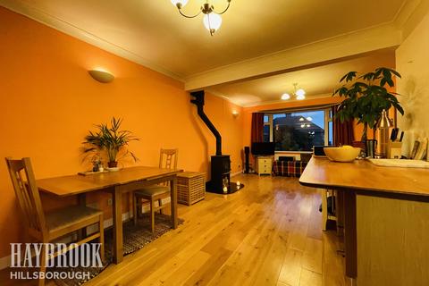 33 Batworth Drive, Sheffield, S5 8XW