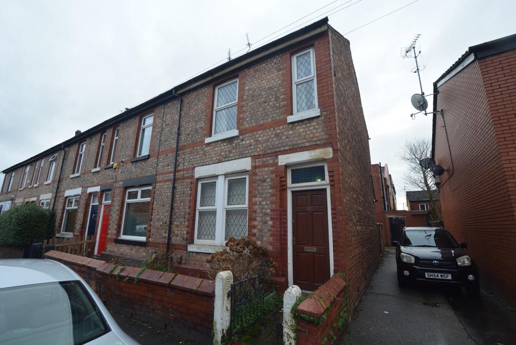 Mitford Street, Stretford, M32 2 bed terraced house £795 pcm (£183 pw)