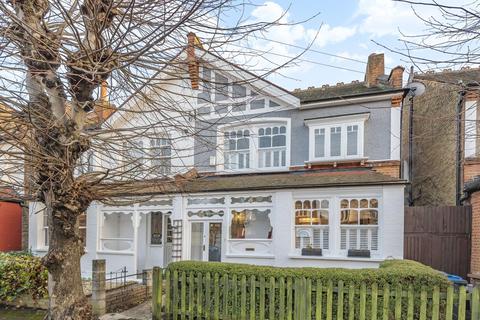 35 Stanton Road, London, SW20 8RW