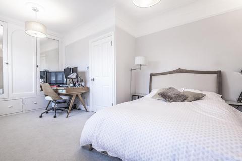 35 Stanton Road, London, SW20 8RW