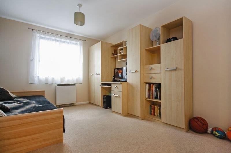 A newlt refurbished one bedroom flat to rent