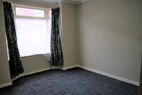 3 bedroom terraced house to rent - Cromwell Road, Middlesbrough, TS6