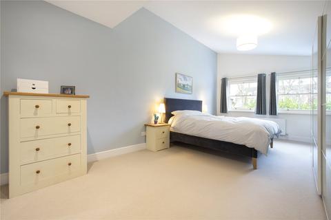 16 Townshend Road, Richmond, TW9 1XH