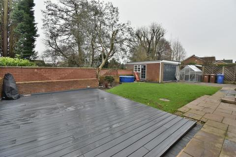 31 Fallowfield Drive, Barton Under Needwood, Burton-on-trent, DE13 8DH