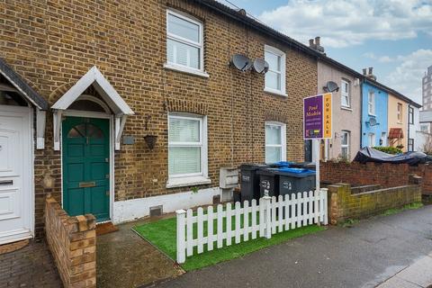 73 Cross Road, Croydon, CR0 6TF