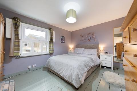 73 Cross Road, Croydon, CR0 6TF
