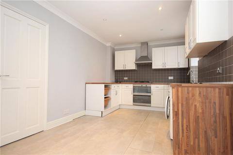 3 bedroom end of terrace house to rent, Durham Close, Guildford, Surrey, GU2