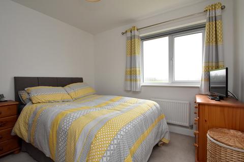 37 Abbott Way, Holbrook, Ipswich, IP9 2FG