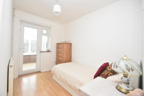 11 Lakin Close, Chelmsford, CM2 6RU