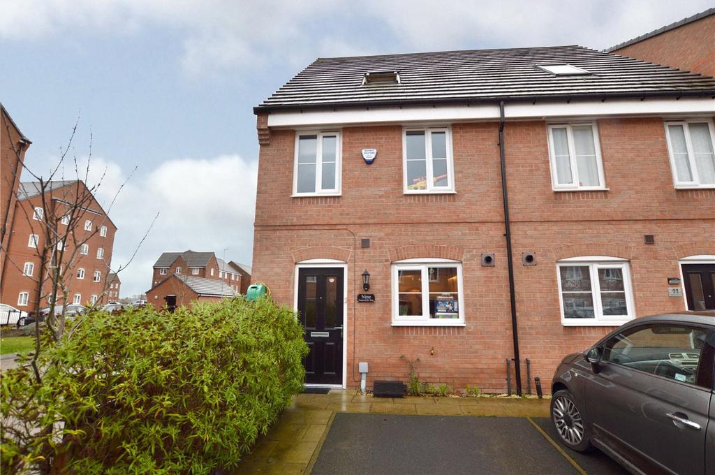 Tunnicliffe Way, Thornbury, Bradford 3 bed semidetached house £169,950