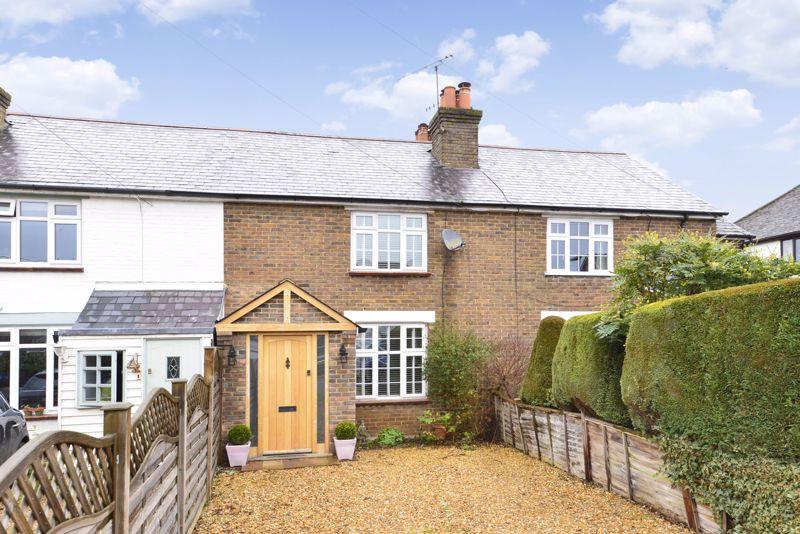 Elmbridge Road, Cranleigh 2 bed terraced house £380,000