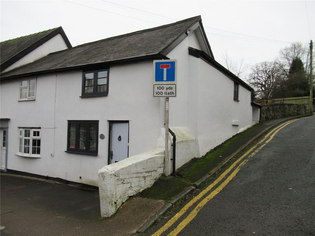 Old Cottage, 8 Mount Street, Welshpool, Powys, SY21 2 bed end of