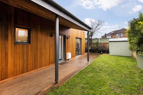 56 Warwick Road, Welling, DA16 1SP