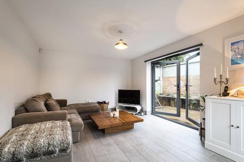56 Warwick Road, Welling, DA16 1SP