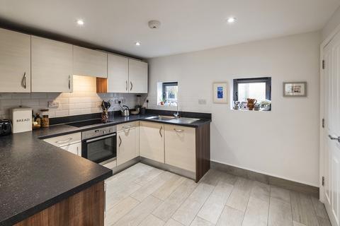 56 Warwick Road, Welling, DA16 1SP