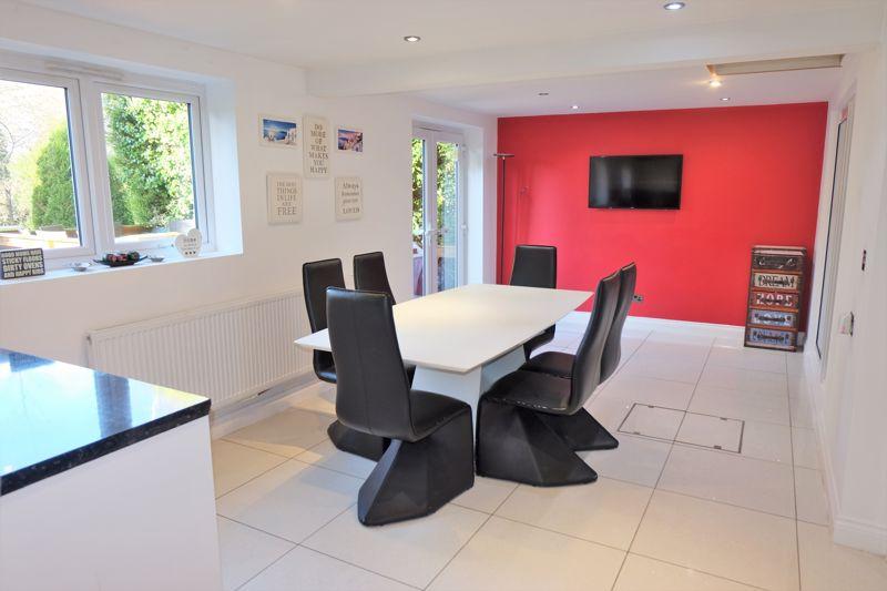 Thistle Down Close, Streetly, Sutton Coldfield 5 bed detached house £