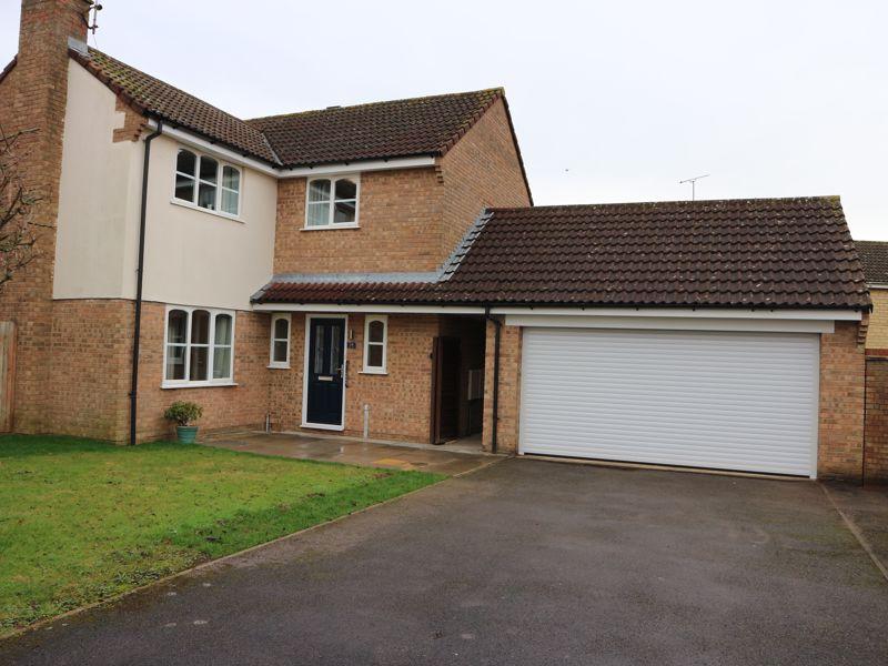 Moss Mead, Chippenham 4 bed detached house £1,600 pcm (£369 pw)