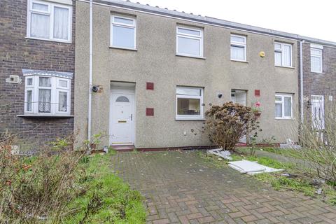 59 Lucerne Way, Romford, RM3 8BS