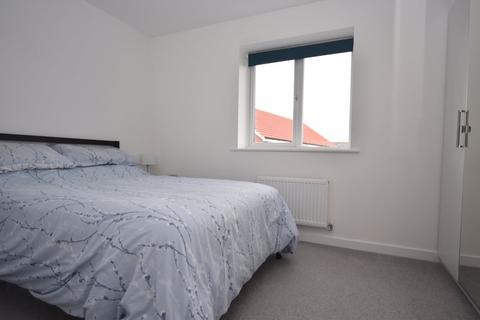 5 Collins Close, Langport, TA10 9FG