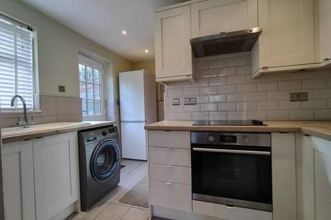 2 bedroom house to rent, WEST MALLING, KENT.