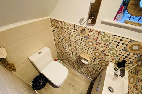 7 Barcroft Close, Bristol, BS15 8BU