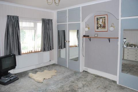 38 Heathville Road, Gloucester, GL1 3JB