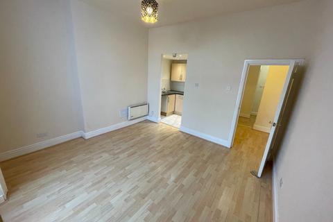 1 bedroom flat to rent, Flat 2,  Rock Lane West, Birkenhead