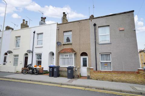32 Boundary Road, Ramsgate, CT11 7NW