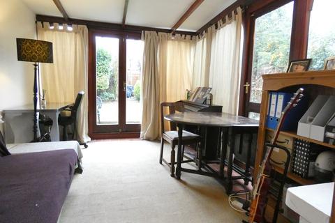 55 Milton Road, London, W7 1LQ