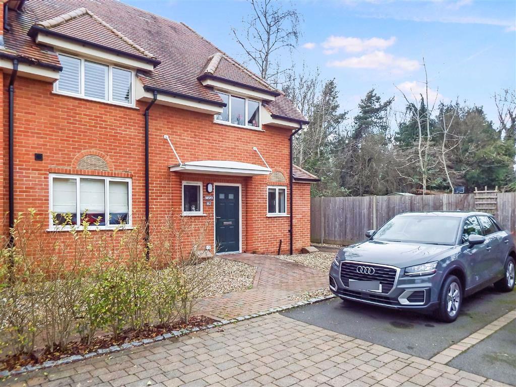 Fairview Road, Stevenage, Hertfordshire, SG1 2 bed apartment £395,000