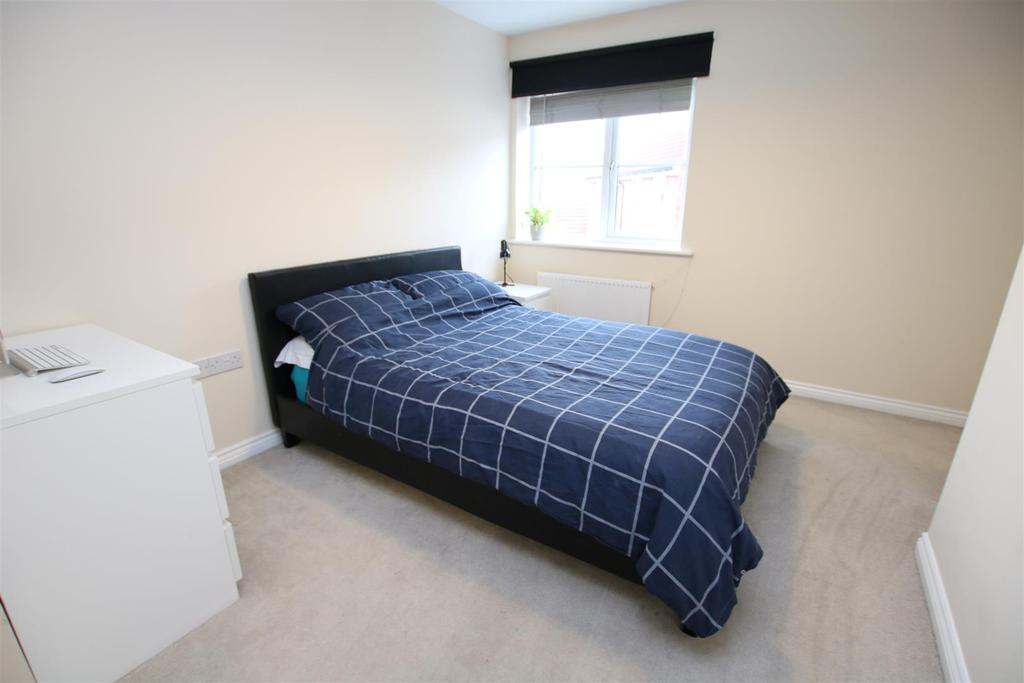 Bedroom 1.JPG