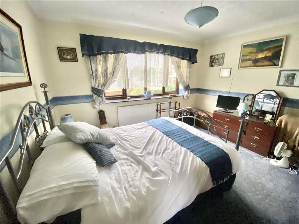 Bedroom 2 (rear)