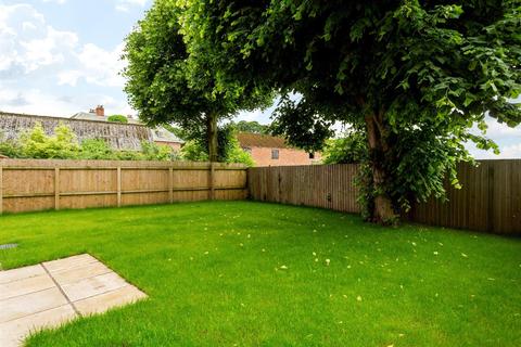 1 Barn Elms, Camblesforth, Selby, YO8 8GY