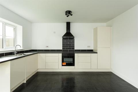 1 Barn Elms, Camblesforth, Selby, YO8 8GY