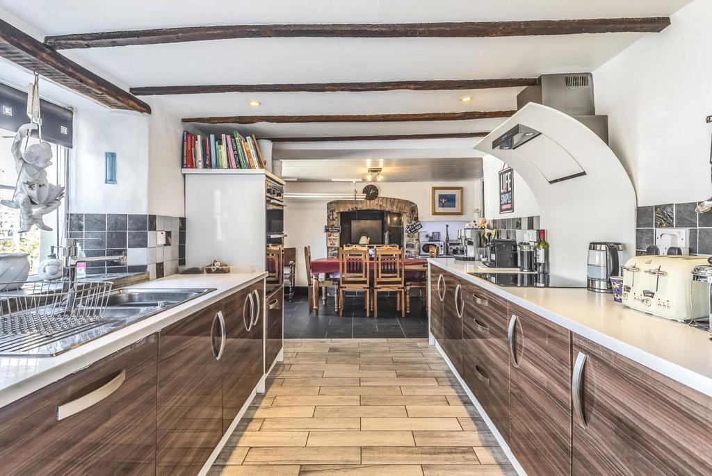 Farmhouse Kitchen