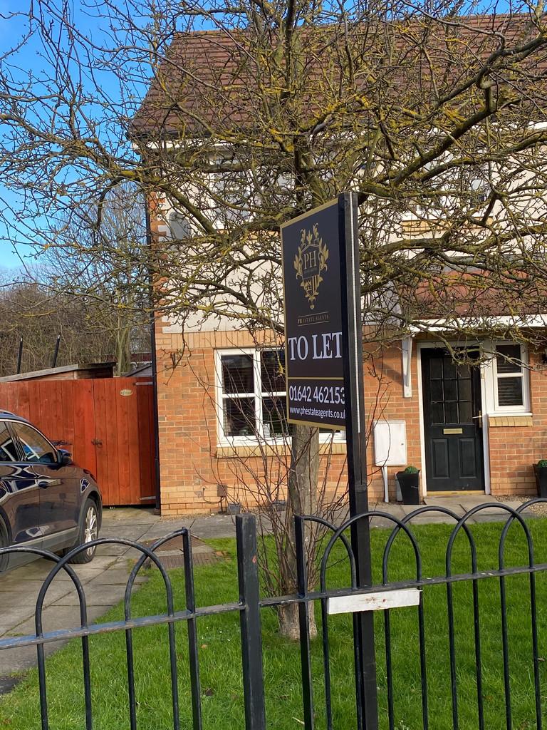 Sudbury, Martonincleveland... 3 bed semidetached house £650 pcm (£