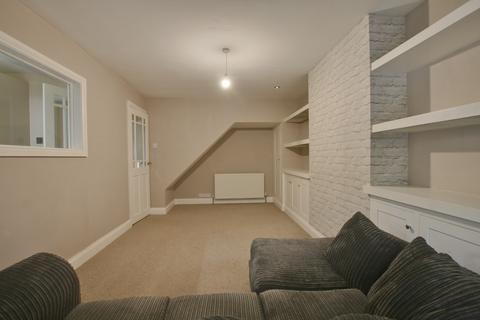 80 Nicholas Crescent, Fareham, PO15 5AJ