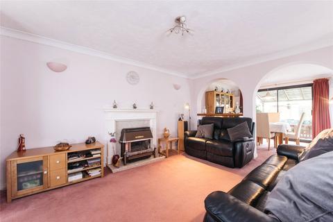 1 Applecroft, Lower Stondon, Henlow, SG16 6NB