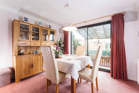 1 Applecroft, Lower Stondon, Henlow, SG16 6NB