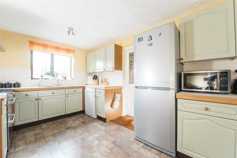 1 Applecroft, Lower Stondon, Henlow, SG16 6NB