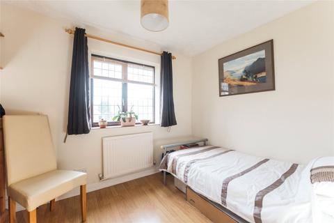 1 Applecroft, Lower Stondon, Henlow, SG16 6NB