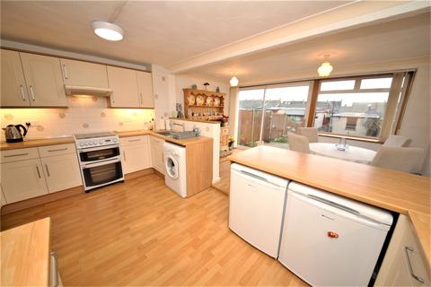 214 Abbotts Drive, Stanford-le-hope, SS17 7BN