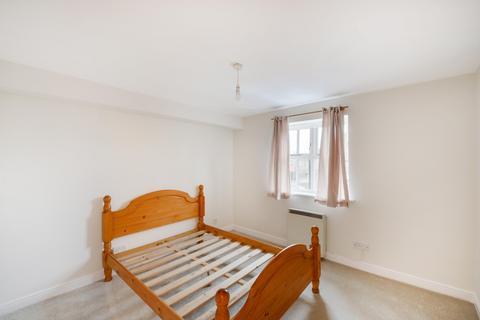 2 bedroom flat to rent - Massingberd Way, Tooting Bec